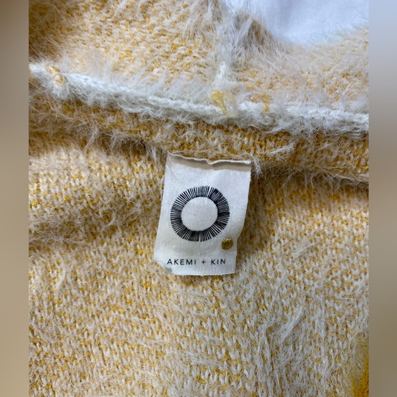 Akemi + Kin (Anthropologie) Sweater / Cardigan - Picture 5 of 7